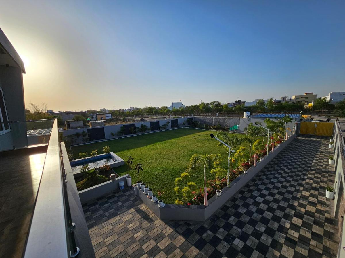 Shree Ambe Farmhouse Villa Ujjain Exterior foto
